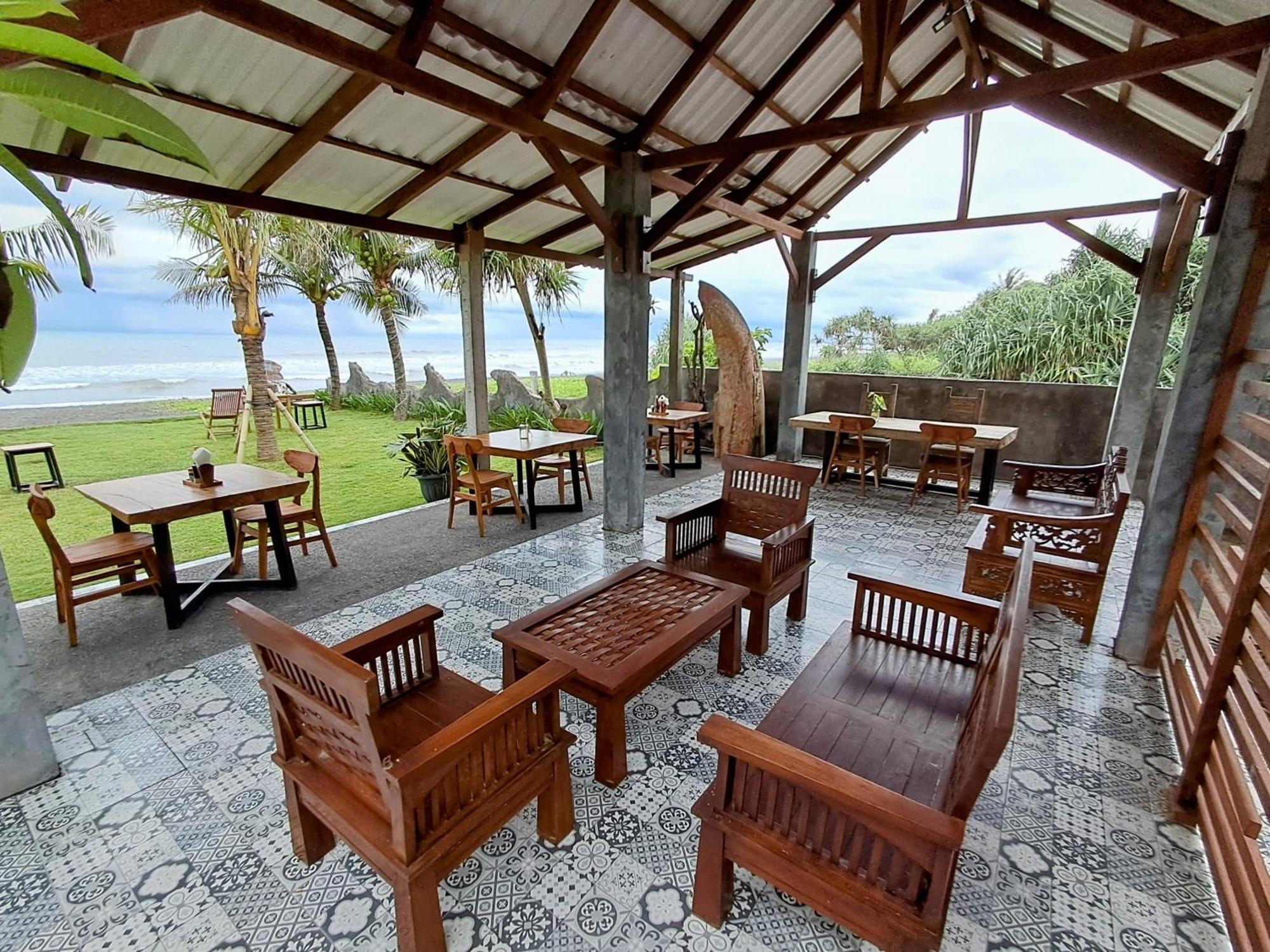Hotel West Break Bali - Medewi Airsatang Exterior foto