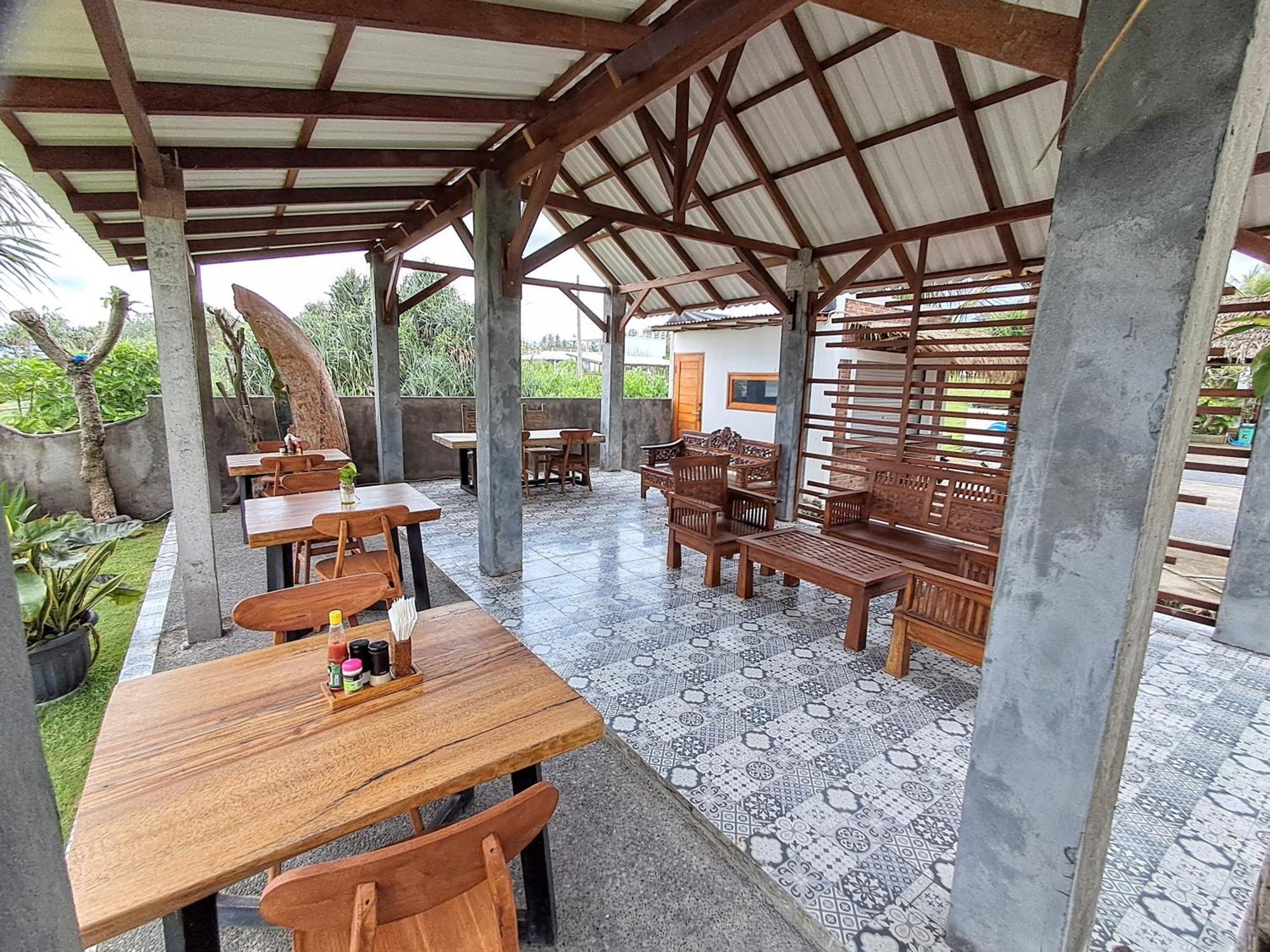 Hotel West Break Bali - Medewi Airsatang Exterior foto