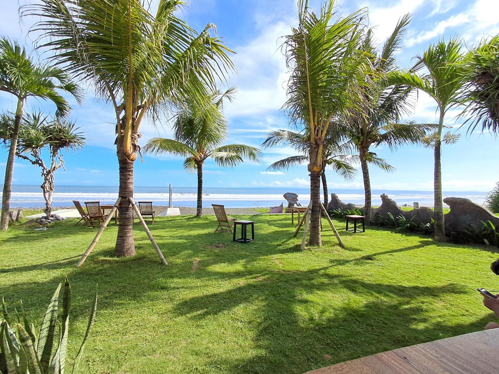 Hotel West Break Bali - Medewi Airsatang Exterior foto